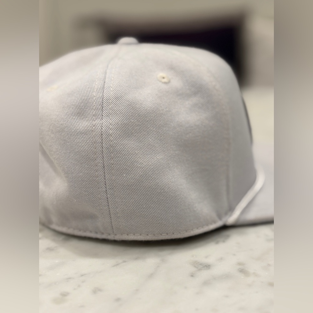 Nike Pro Structured Di-Fit SnapBack hat, Photon Dust/White, very good pre owned - Picture 8 of 10
